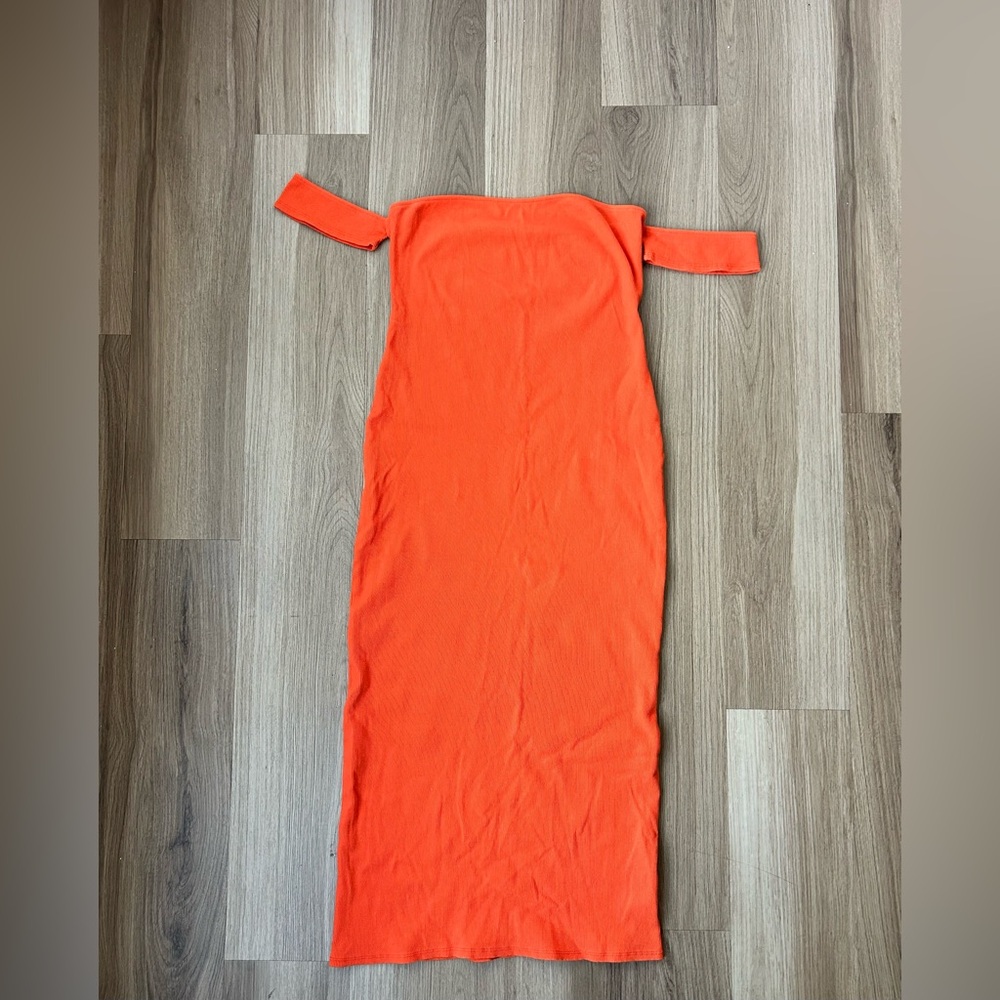 Urban Outfitters Orange Off-Shoulder Midi Dress – Size XL